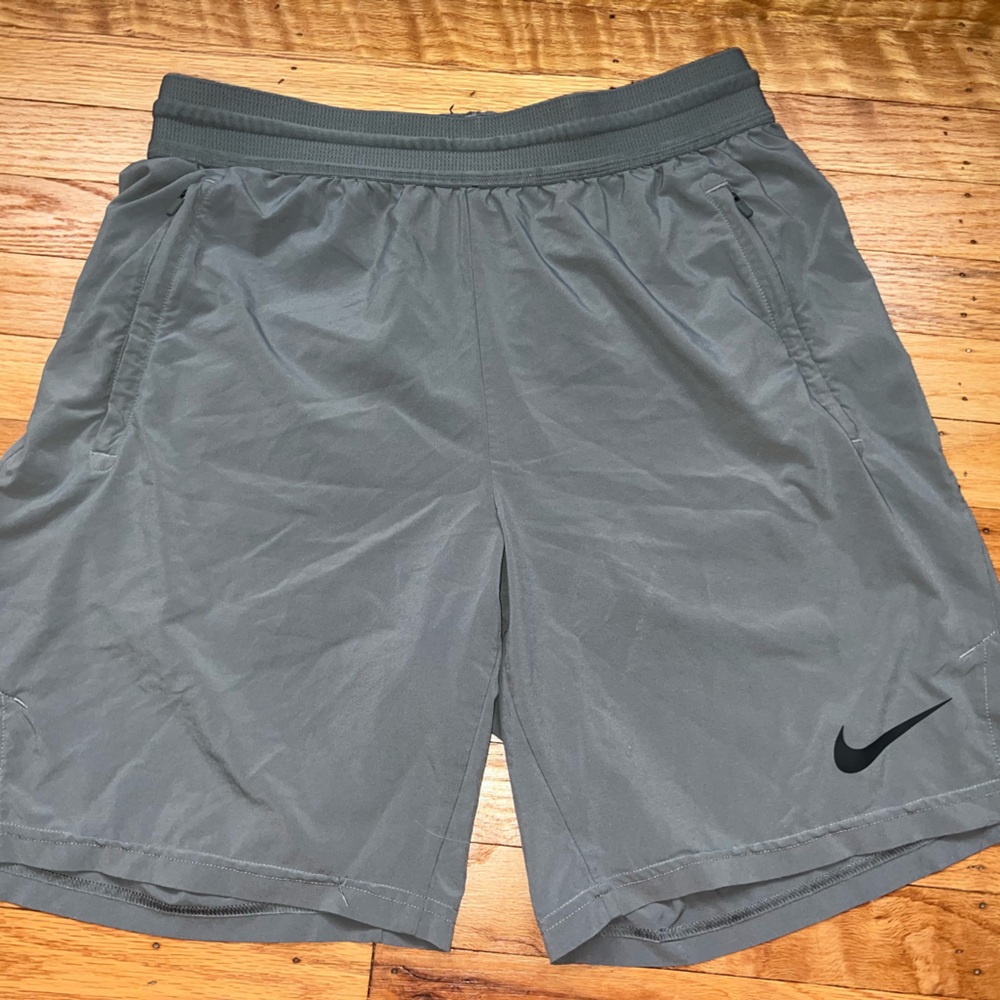 Nike Men's Charcoal Athletic Shorts